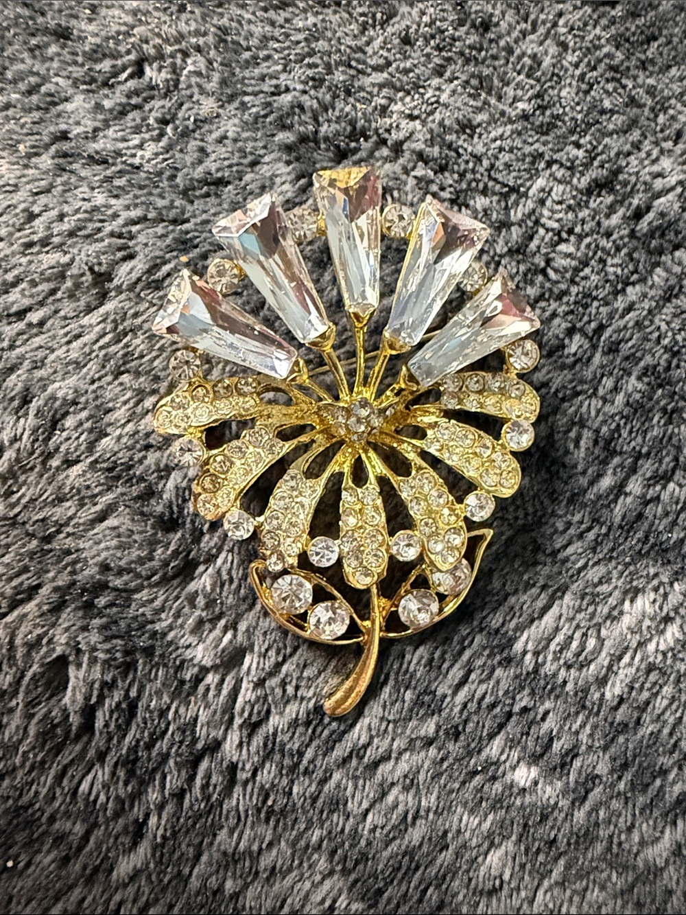 Gold Crystal dandelion Floral Brooch Pin - Women Jewelry